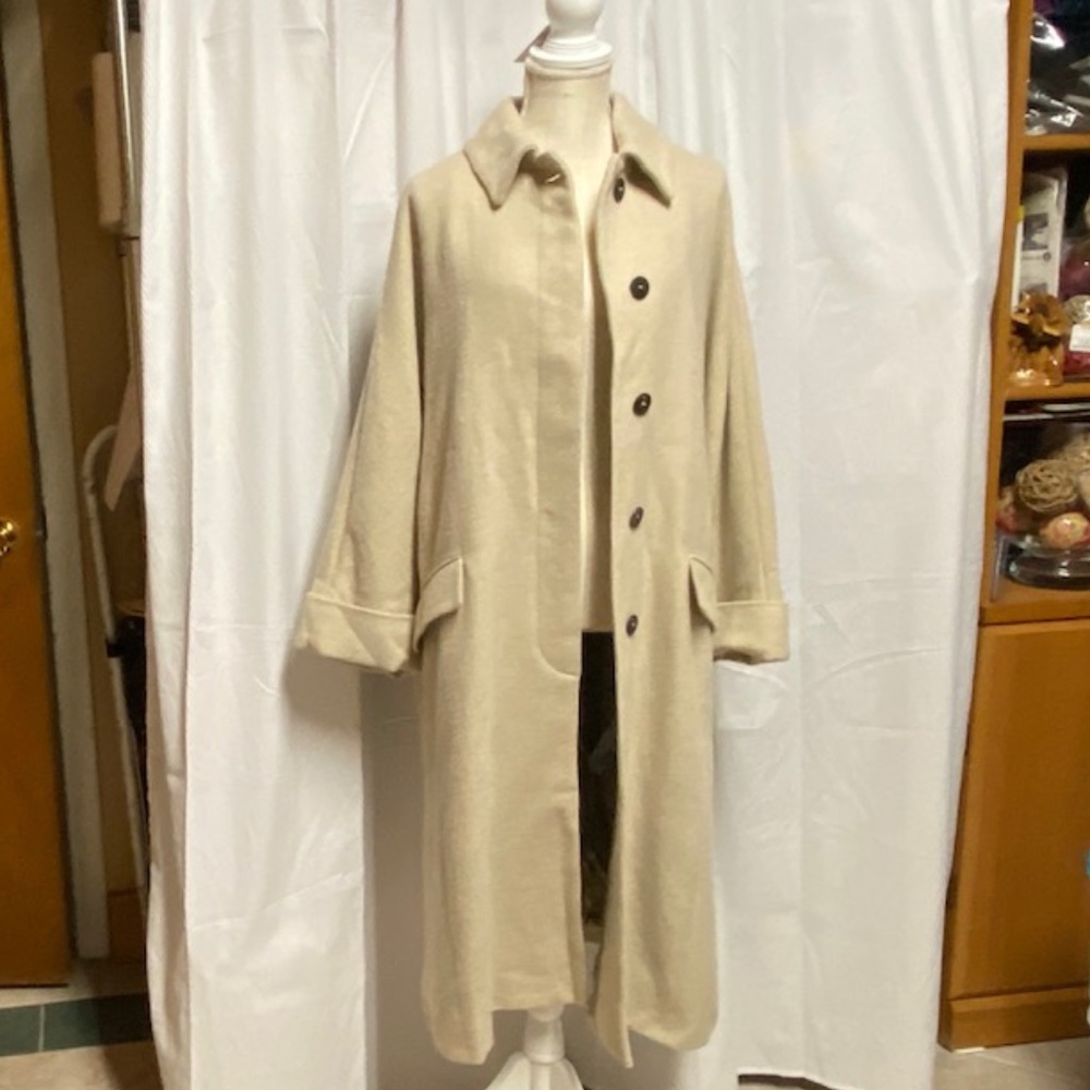 Zara NEW Wool Blend fully lined Camel Beige Long Coat size XL